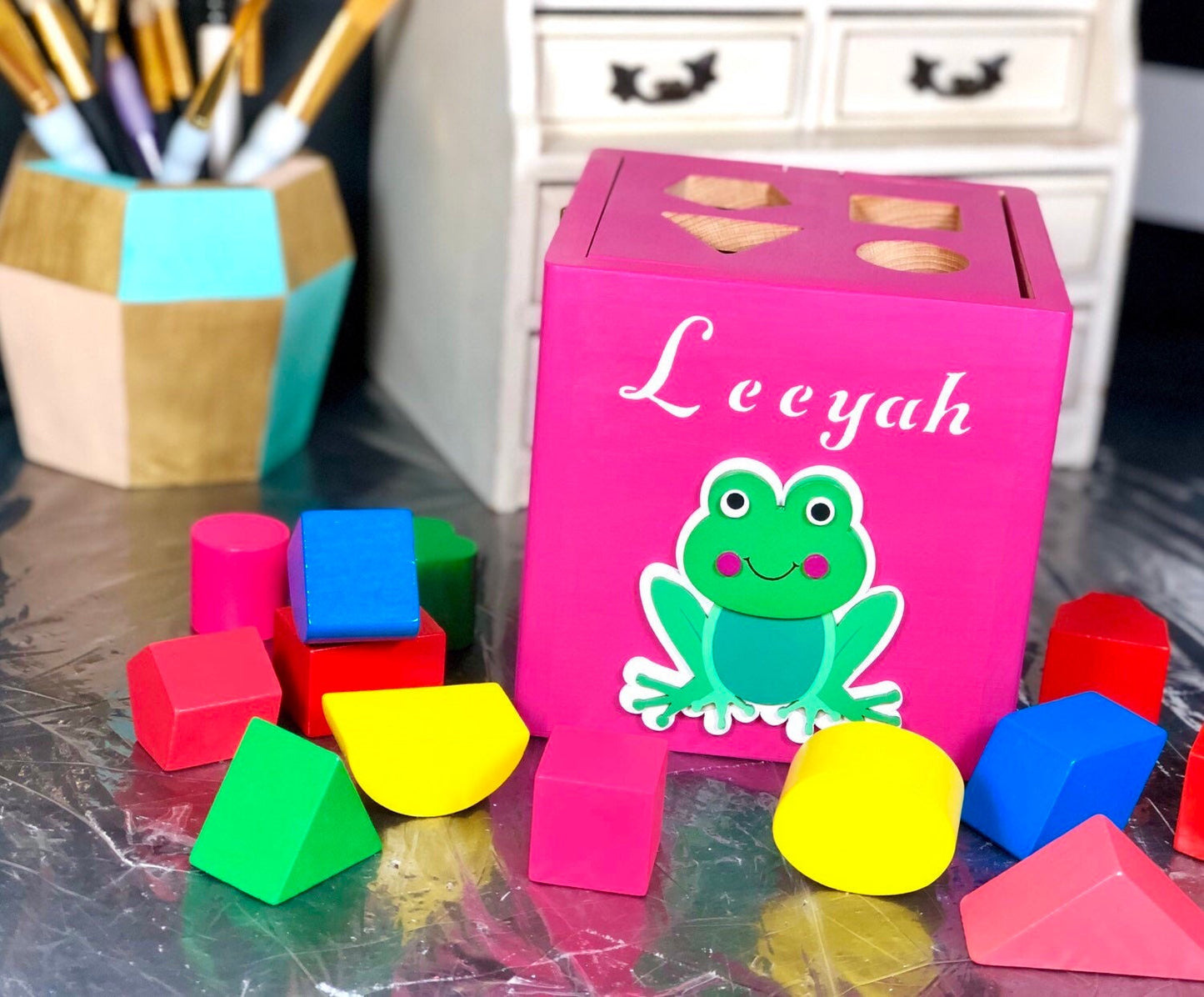 Frog baby toddler toys / wooden educational toys / Montessori education