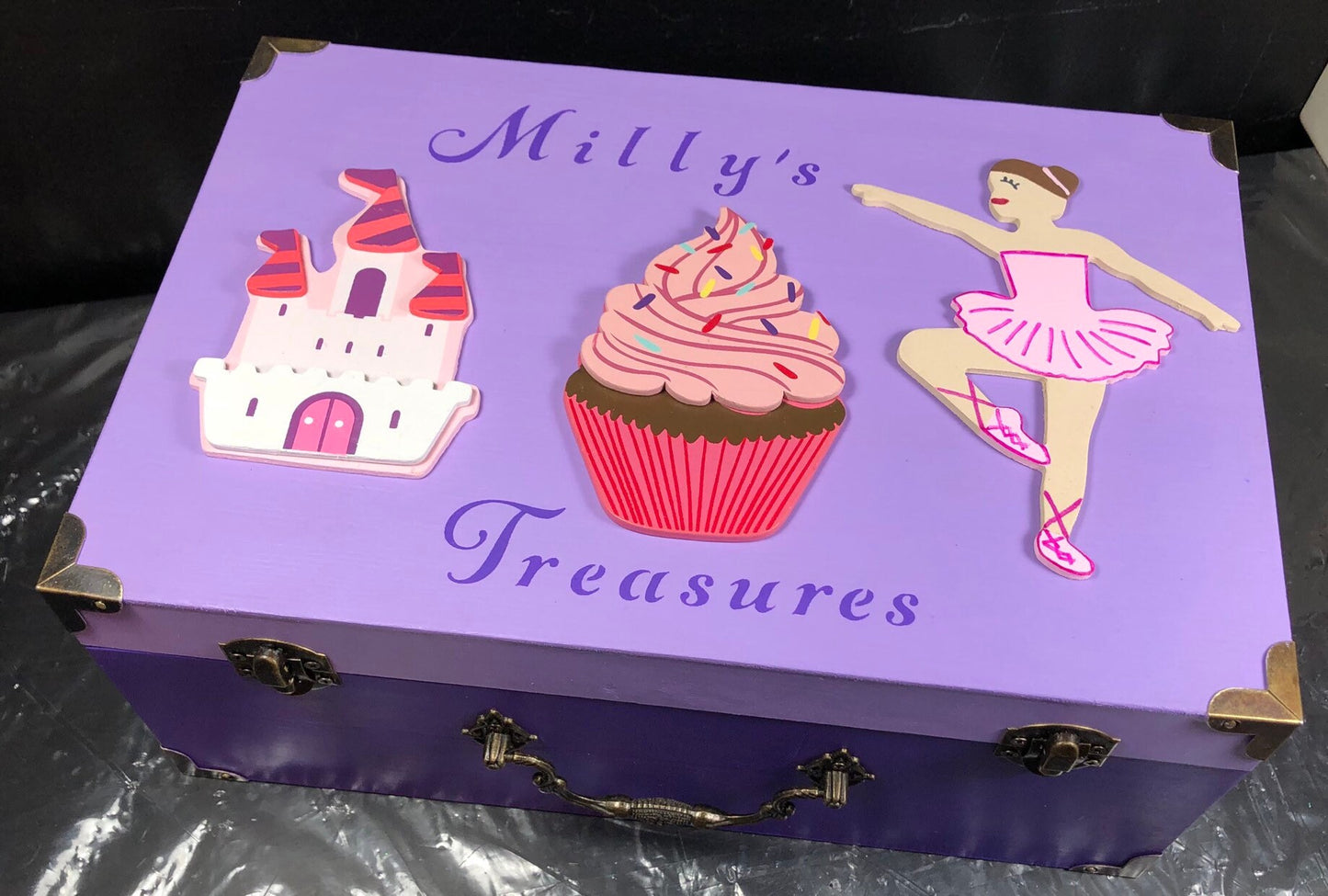Treasure box, kids treasure box, keepsake box, lego box, lego organizer, girls organizer, girls keepsake box, treasure chest, girls trunk