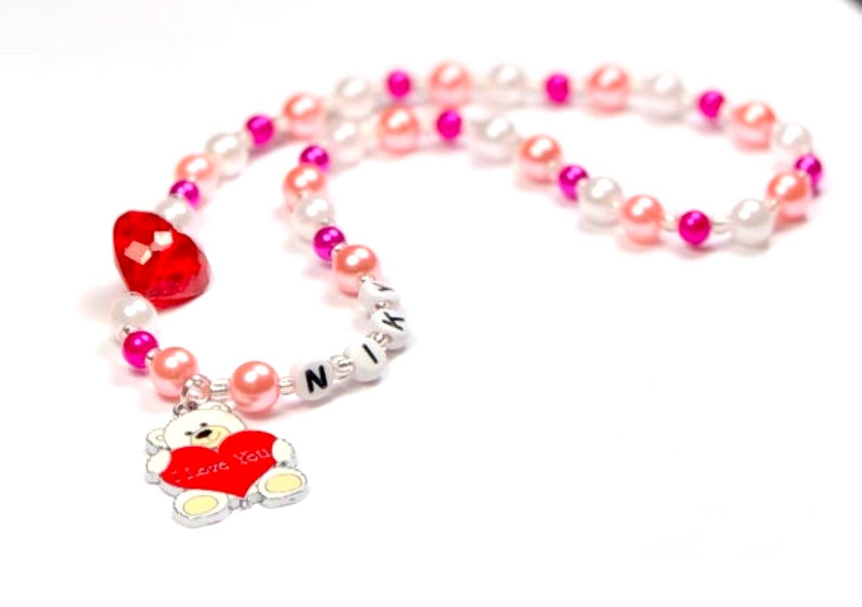 Valentines day necklace for girls / Heart beaded necklace for kids / Toddler bear necklace / Pearl necklace girl
