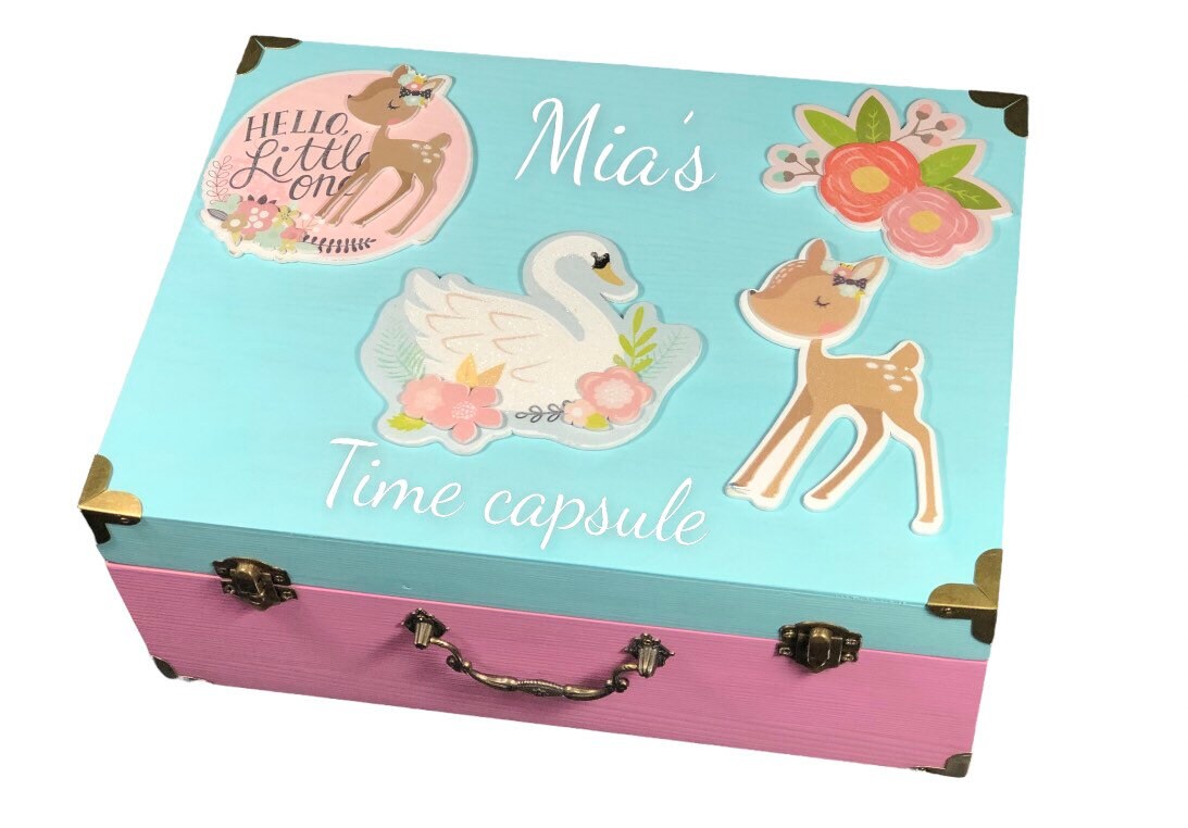 Keepsake gifts for baby girl / Keepsake box wooden / New baby gift / Time capsule box